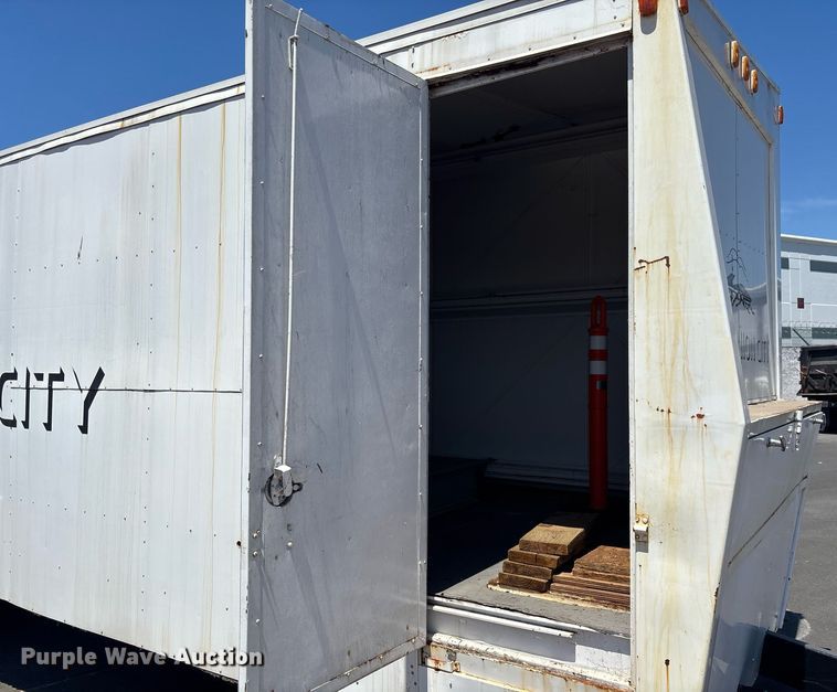 image for item EC1090 1967 WENGR stage Trailer