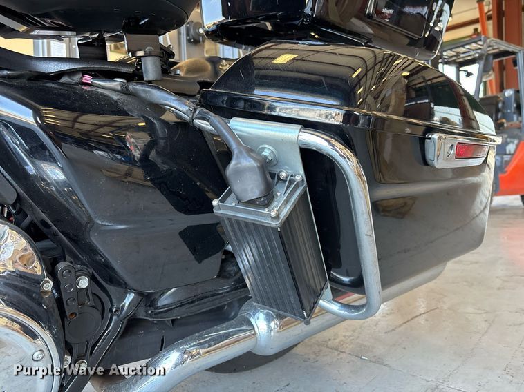 image for item EC1091 2020 Harley-Davidson Police Electra Glide motorcycle