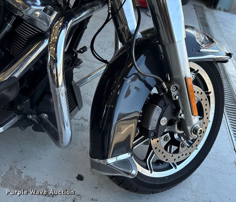 image for item EC1091 2020 Harley-Davidson Police Electra Glide motorcycle