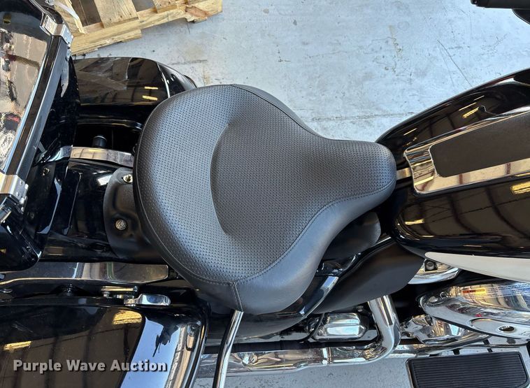 image for item EC1091 2020 Harley-Davidson Police Electra Glide motorcycle