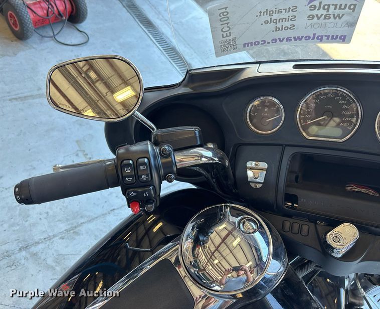 image for item EC1091 2020 Harley-Davidson Police Electra Glide motorcycle