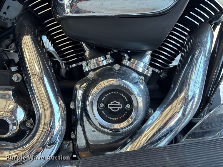 image for item EC1091 2020 Harley-Davidson Police Electra Glide motorcycle