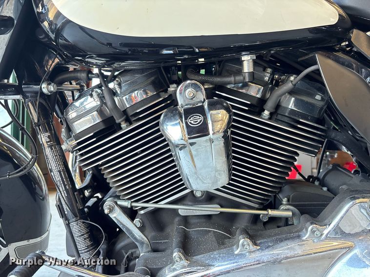 image for item EC1091 2020 Harley-Davidson Police Electra Glide motorcycle