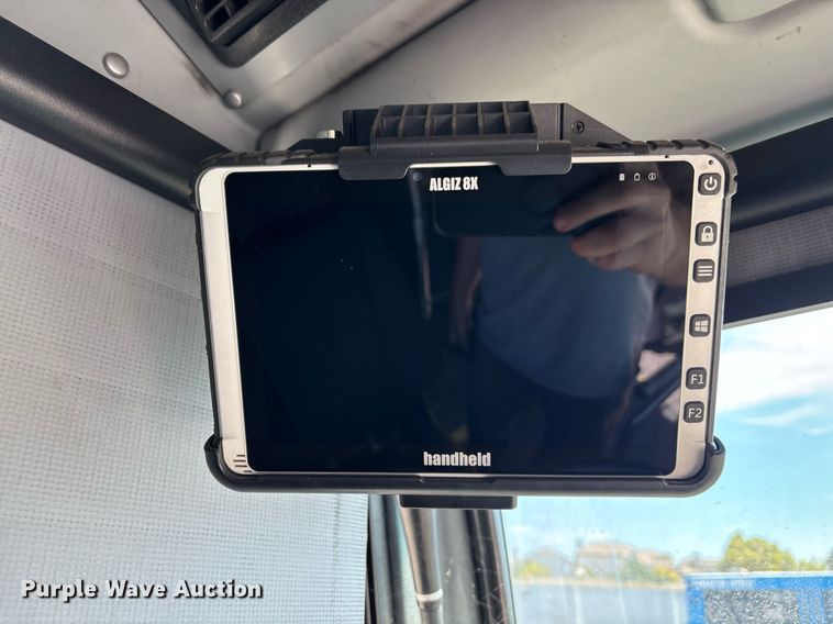 image for item EC1092 2008 Orion bus