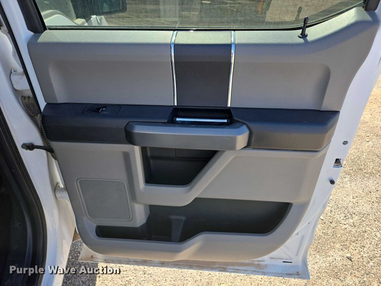 image for item EC3443 2016 Ford F150 SuperCrew pickup truck