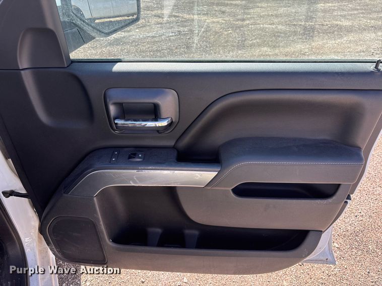 image for item EC3448 2015 Chevrolet Silverado 1500 LT Crew Cab pickup truck