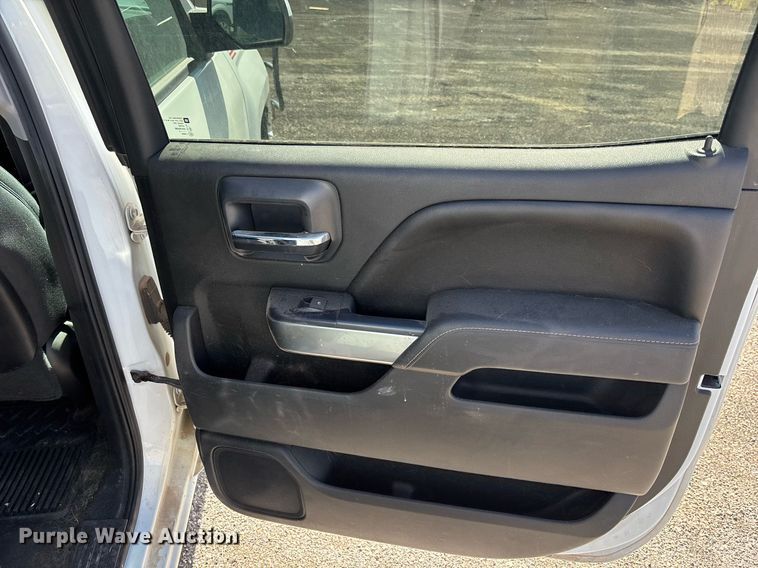 image for item EC3448 2015 Chevrolet Silverado 1500 LT Crew Cab pickup truck