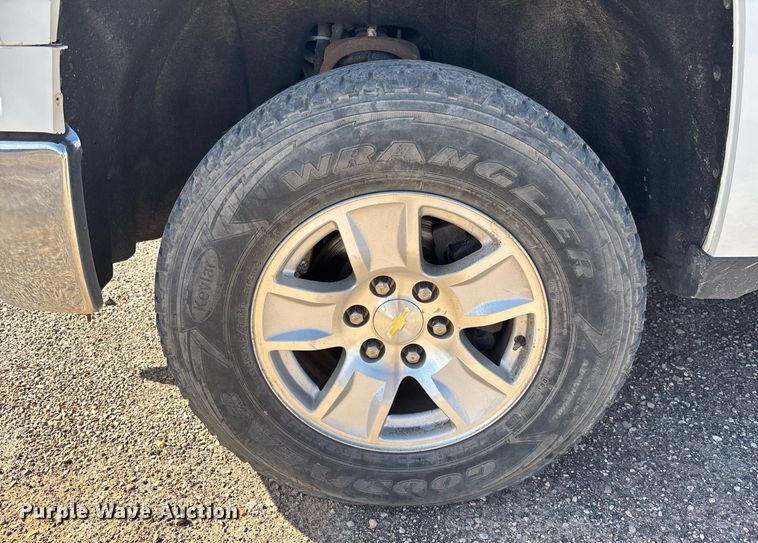 image for item EC3448 2015 Chevrolet Silverado 1500 LT Crew Cab pickup truck