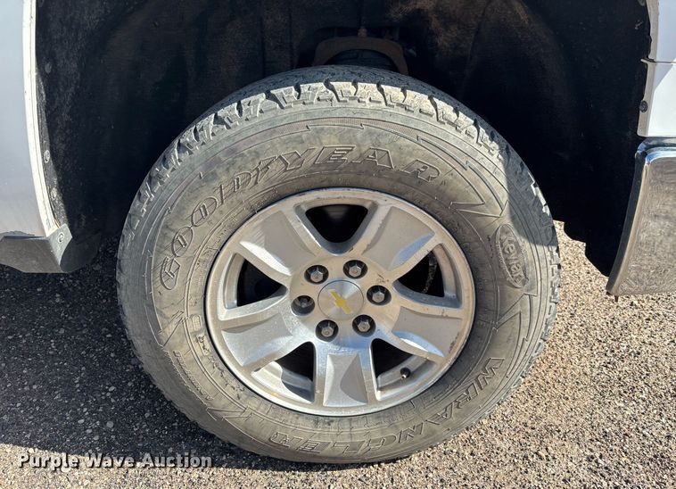 image for item EC3448 2015 Chevrolet Silverado 1500 LT Crew Cab pickup truck