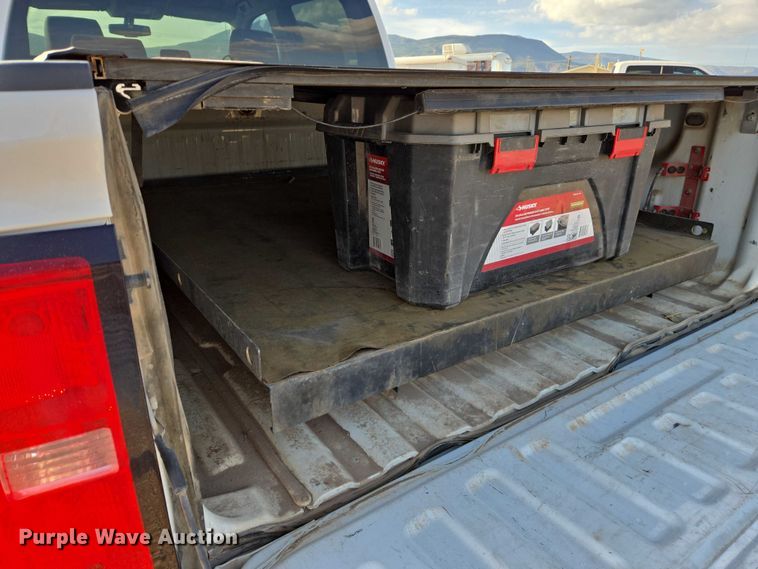 image for item EC3449 2015 Chevrolet Silverado 1500 Crew Cab pickup truck