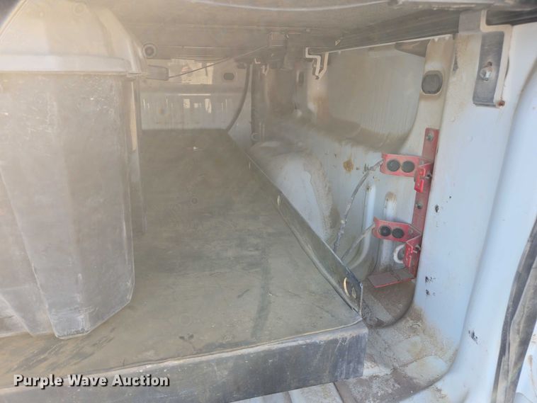 image for item EC3449 2015 Chevrolet Silverado 1500 Crew Cab pickup truck