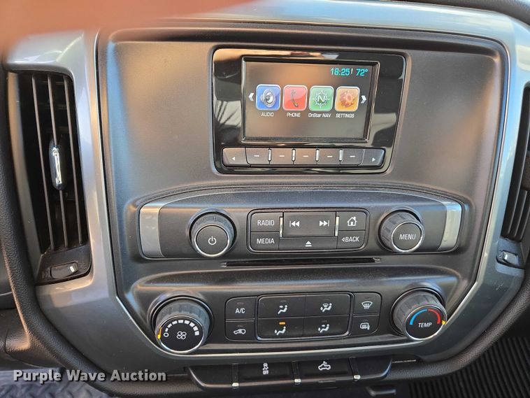 image for item EC3449 2015 Chevrolet Silverado 1500 Crew Cab pickup truck