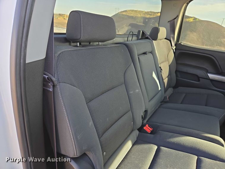 image for item EC3449 2015 Chevrolet Silverado 1500 Crew Cab pickup truck