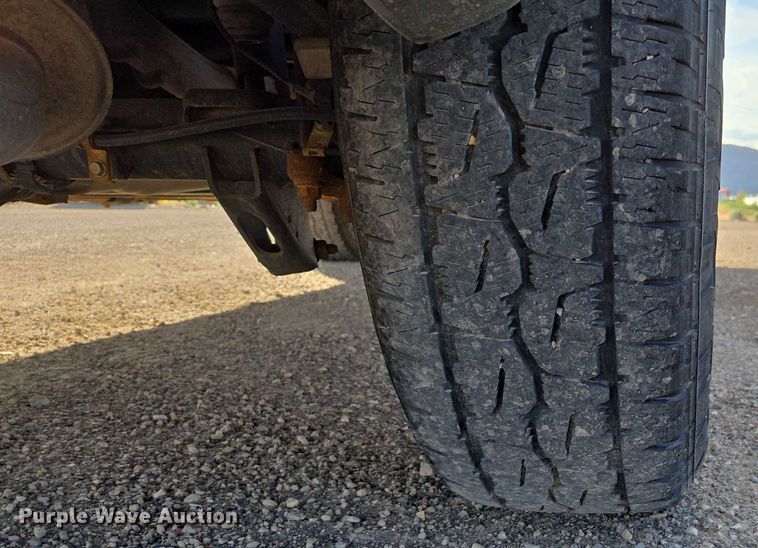 image for item EC3449 2015 Chevrolet Silverado 1500 Crew Cab pickup truck