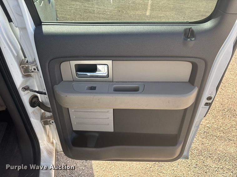 image for item EC3450 2010 Ford F150 SuperCrew pickup truck