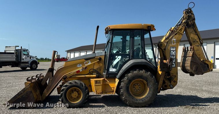image for item ED1473 2001 John Deere 310G backhoe