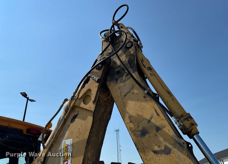 image for item ED1473 2001 John Deere 310G backhoe