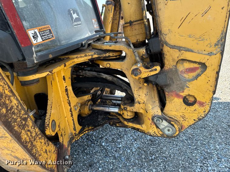 image for item ED1473 2001 John Deere 310G backhoe