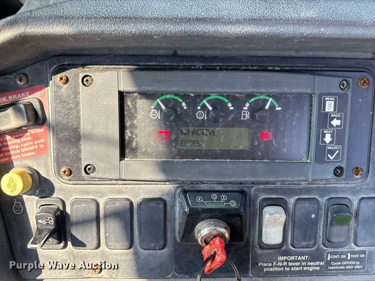 image for item ED1473 2001 John Deere 310G backhoe