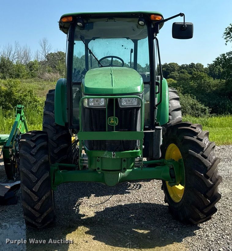 image for item ED1474 2014 John Deere 5100E MFWD tractor