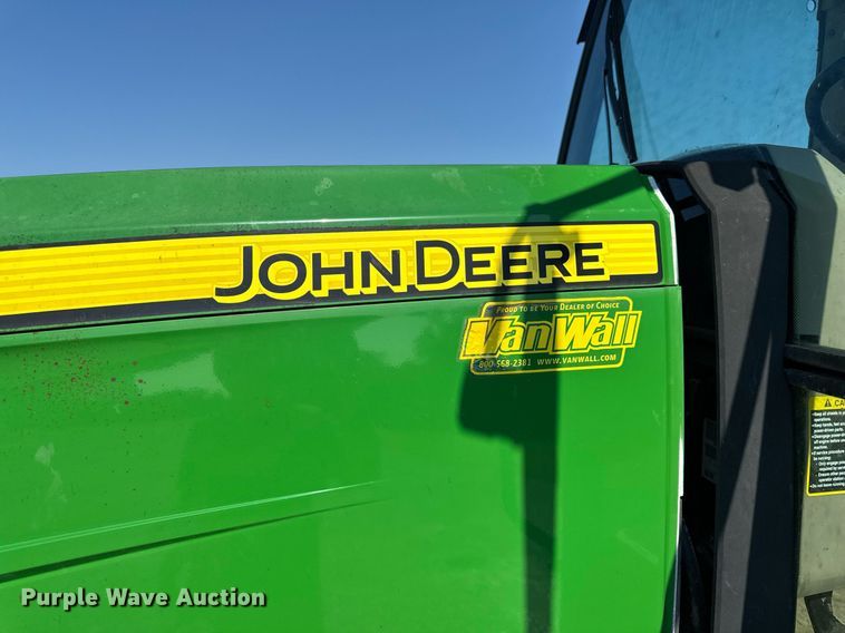 image for item ED1474 2014 John Deere 5100E MFWD tractor