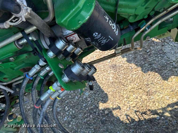 image for item ED1474 2014 John Deere 5100E MFWD tractor