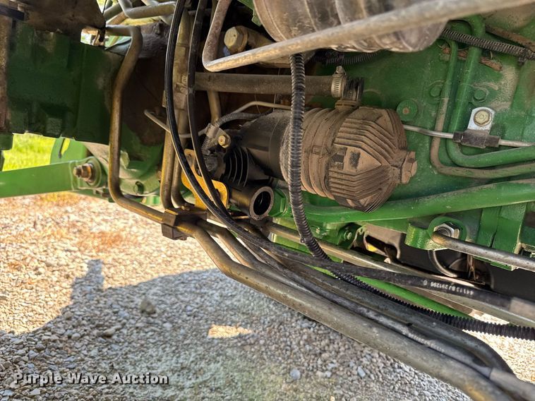 image for item ED1474 2014 John Deere 5100E MFWD tractor