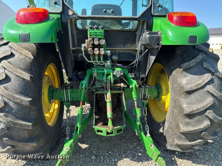 image for item ED1474 2014 John Deere 5100E MFWD tractor