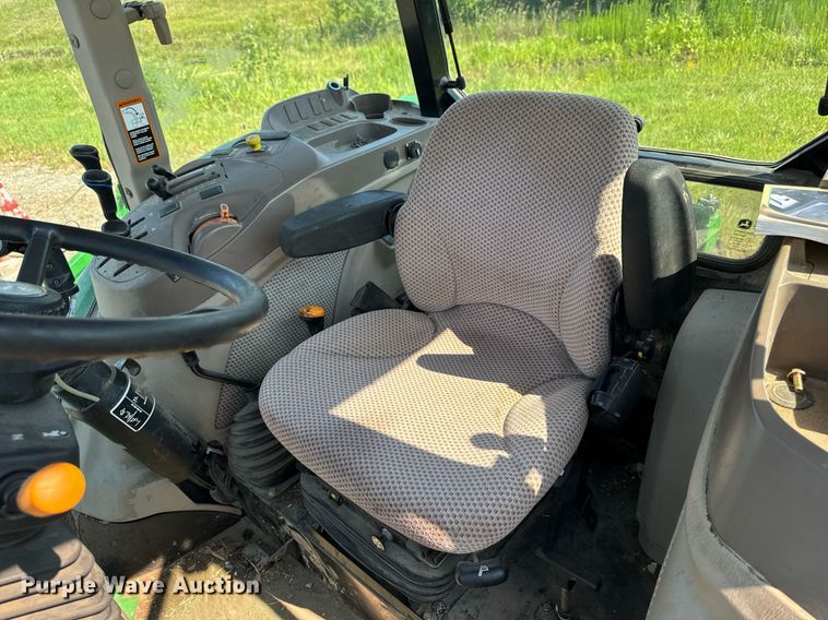 image for item ED1474 2014 John Deere 5100E MFWD tractor
