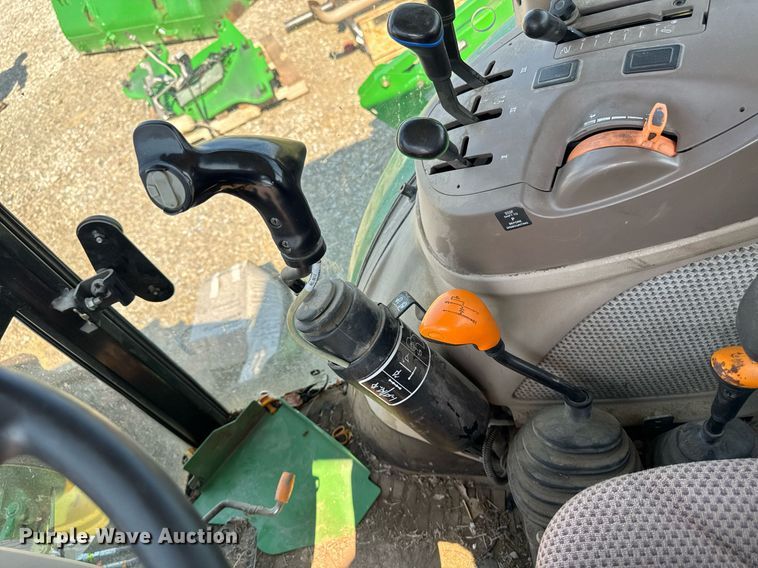 image for item ED1474 2014 John Deere 5100E MFWD tractor