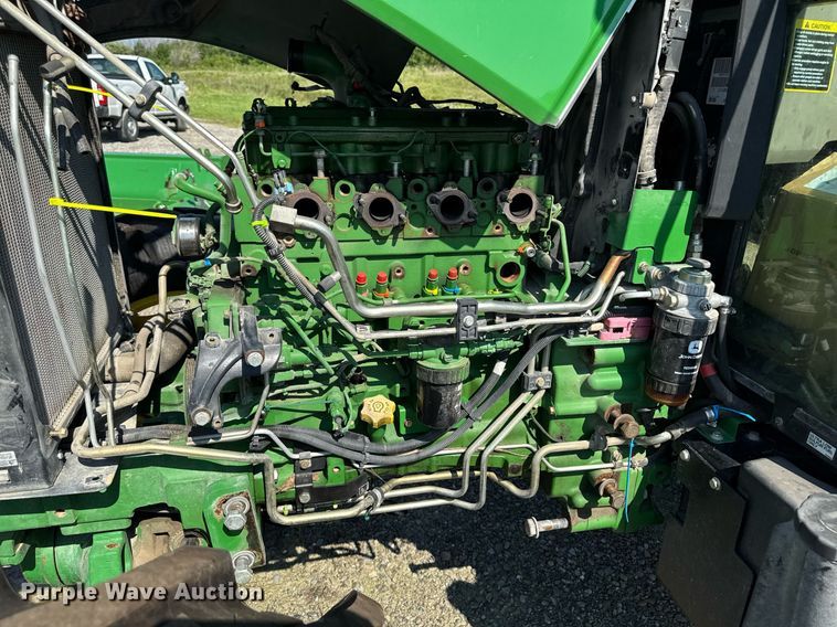 image for item ED1474 2014 John Deere 5100E MFWD tractor