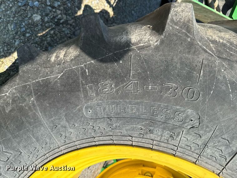 image for item ED1474 2014 John Deere 5100E MFWD tractor