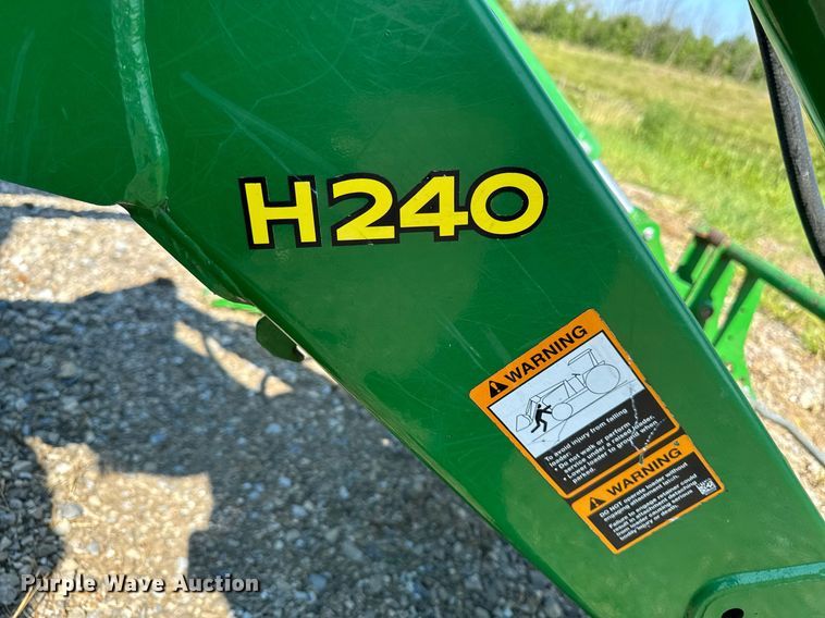 image for item ED1474 2014 John Deere 5100E MFWD tractor