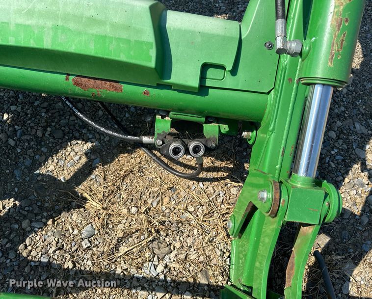 image for item ED1474 2014 John Deere 5100E MFWD tractor