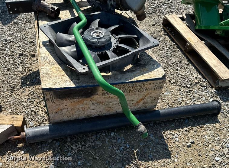 image for item ED1474 2014 John Deere 5100E MFWD tractor