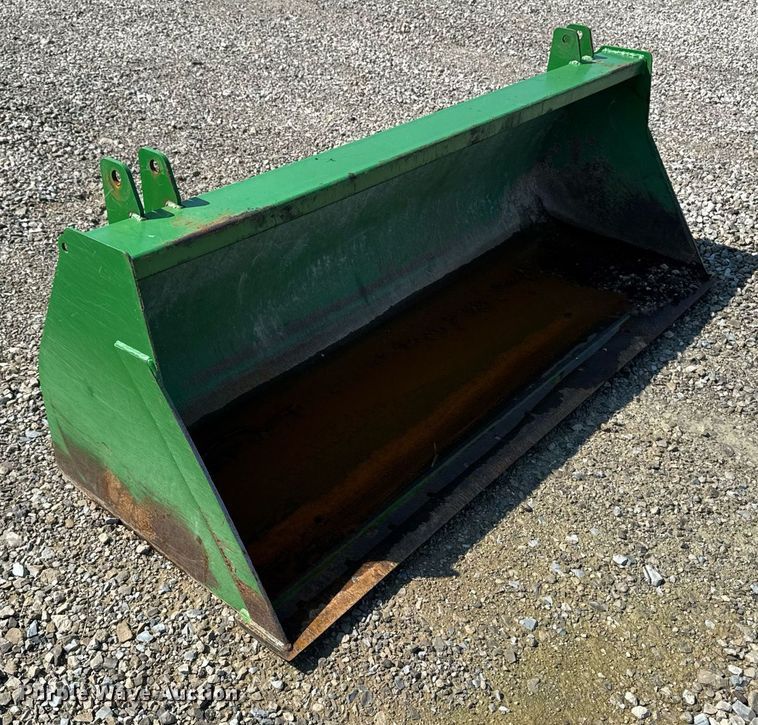 image for item ED1474 2014 John Deere 5100E MFWD tractor