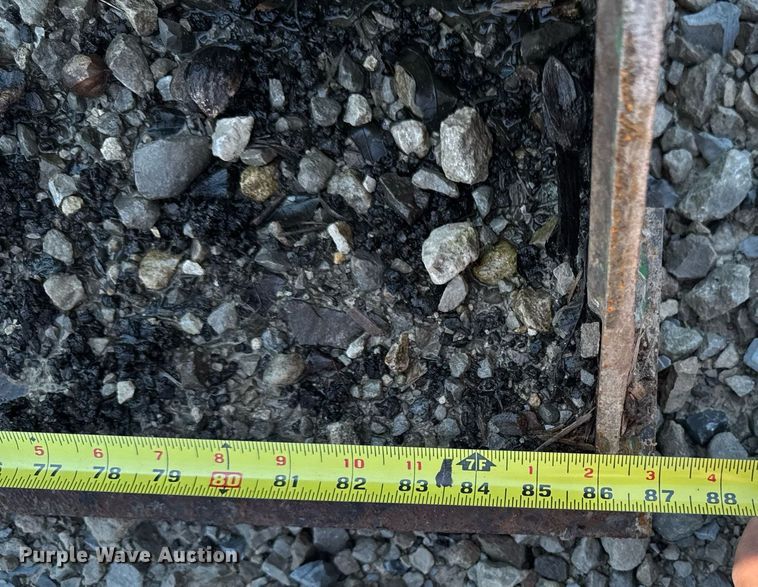 image for item ED1474 2014 John Deere 5100E MFWD tractor