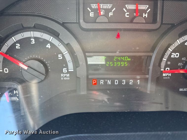 image for item ED4401 2010 Rockport Ford E350 box truck