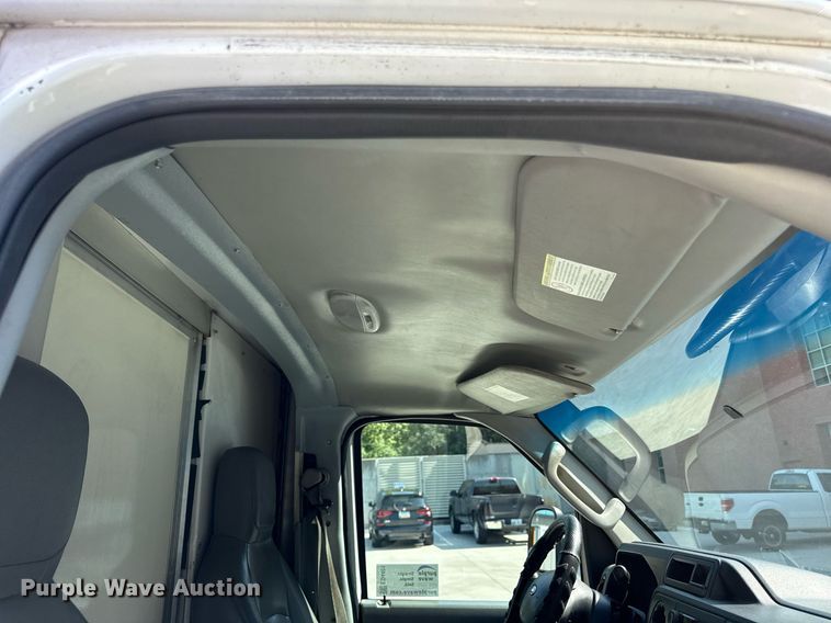 image for item ED4401 2010 Rockport Ford E350 box truck