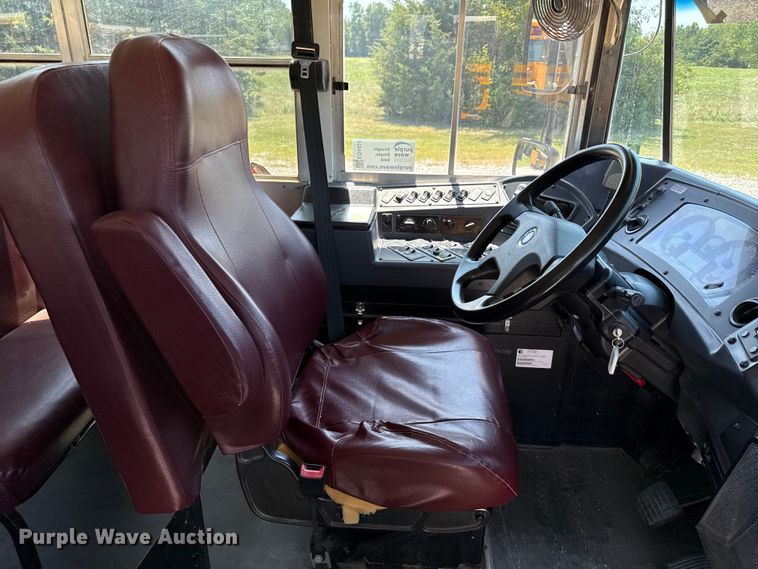 image for item ED4424 2014 Blue Bird Vision school bus