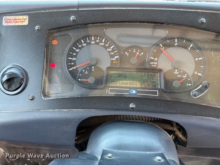 image for item ED4424 2014 Blue Bird Vision school bus