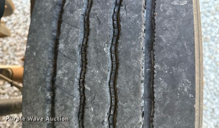 image for item ED4424 2014 Blue Bird Vision school bus