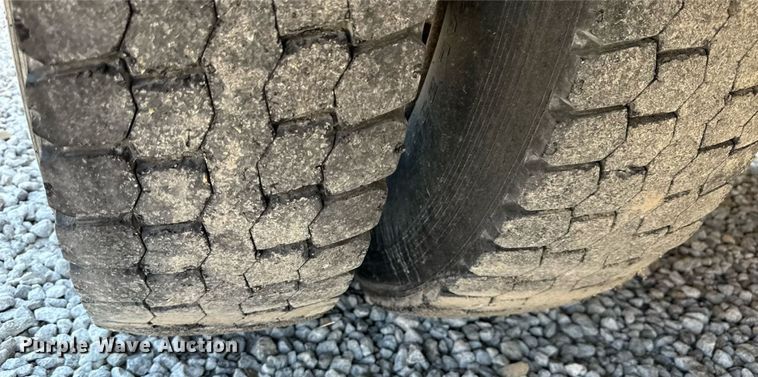 image for item ED4424 2014 Blue Bird Vision school bus