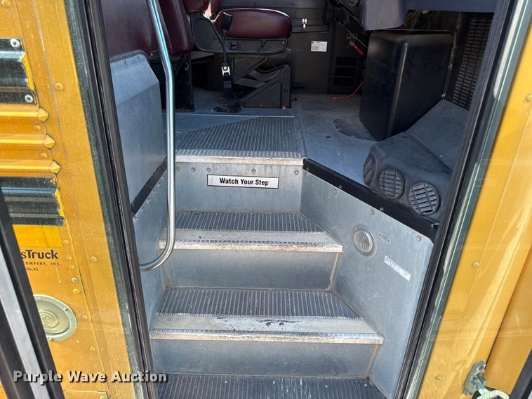 image for item ED4425 2014 Blue Bird Vision school bus