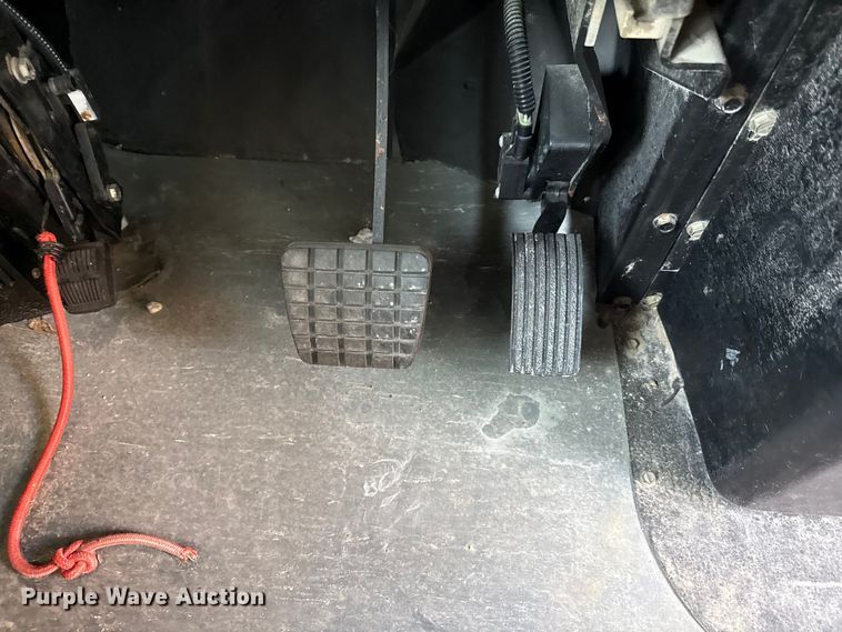 image for item ED4425 2014 Blue Bird Vision school bus