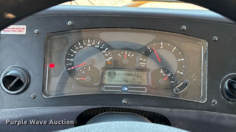 image for item ED4425 2014 Blue Bird Vision school bus