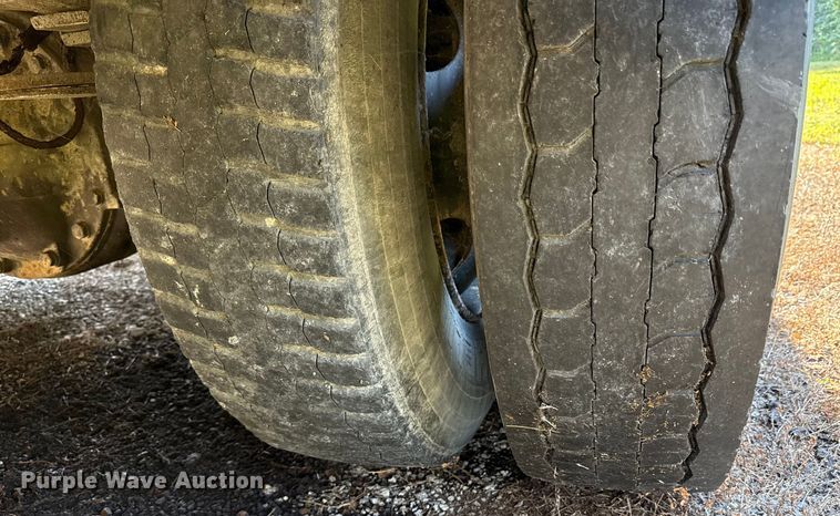 image for item ED4426 2014 Blue Bird Vision school bus