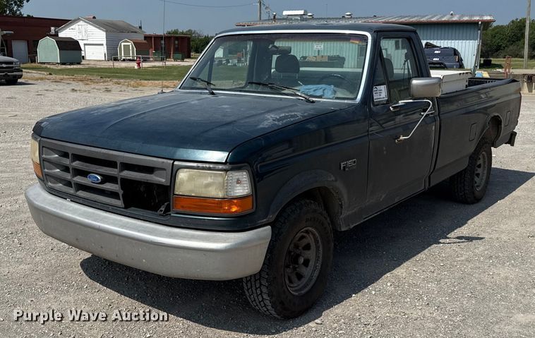 image for item ED4428 1994 Ford F150 pickup truck
