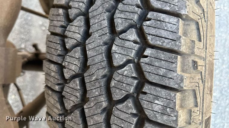 image for item ED4428 1994 Ford F150 pickup truck