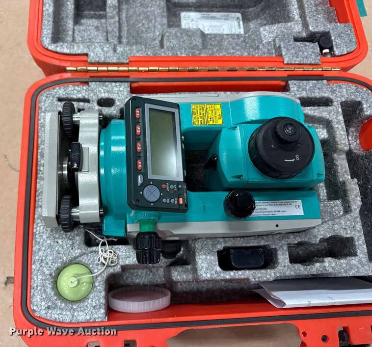 image for item ED4433 Sokkia  Set530R  surveying equipment